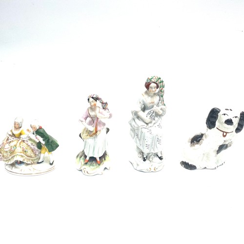 1040 - Collection of porcelain figures including: Staffordshire and Dresden.