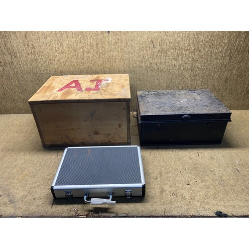 Lot 393       