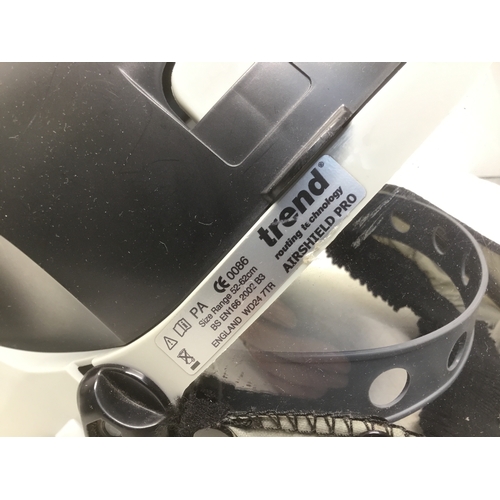 257A - Trend Airshield pro helmet air purification system with charger and filters