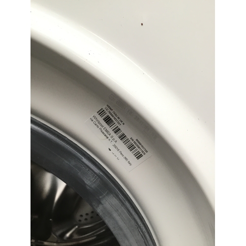 13 - Hotpoint 7kg washing machine