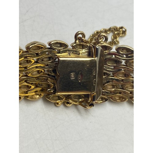 1184 - 9ct gold Italian bracelet by Brev 36g.