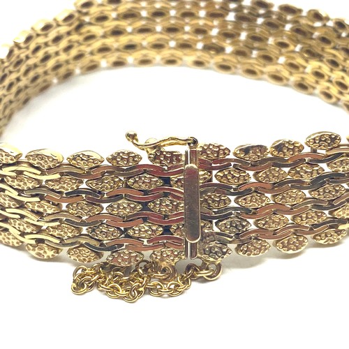 1184 - 9ct gold Italian bracelet by Brev 36g.