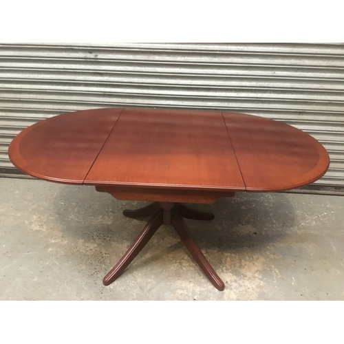 60 - G Plan drop leaf dining table 152cm x 91cm (open)