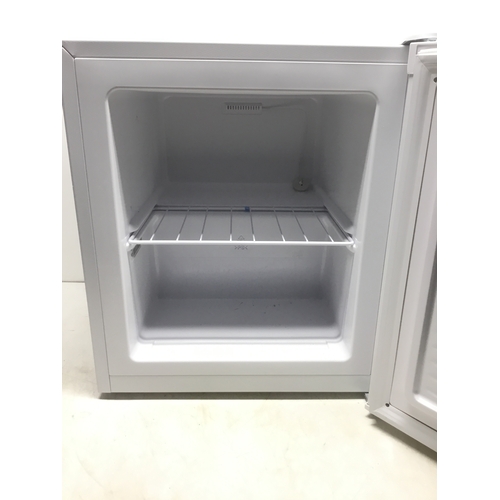 357 - Ice King tabletop fridge