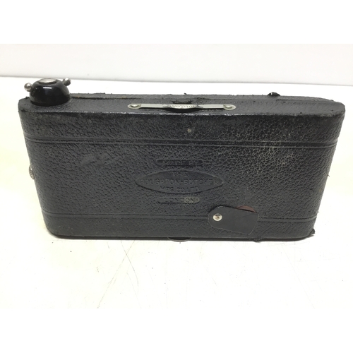 806 - Butchers Carbine folding camera with a Trichro shutter