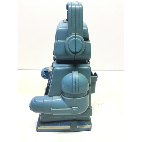 809 - Vintage Playskool Casey the talking tape player robot circa 1985