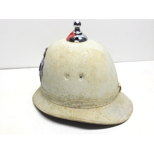 832 - Vintage Brighton Police white summer issue helmet with a Queen's Crown helmet plate 1933-1967 ( susp... 