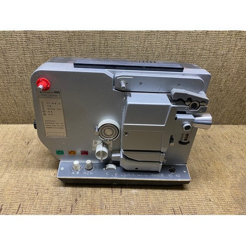 852 - Prinz Compere Standard 8 silma 240s 8mm cine film projector with case and speaker.