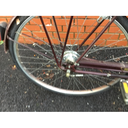 11 - Vintage Raleigh Connoisseur three speed Sturmey Archer 24” frame