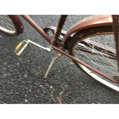 11 - Vintage Raleigh Connoisseur three speed Sturmey Archer 24” frame