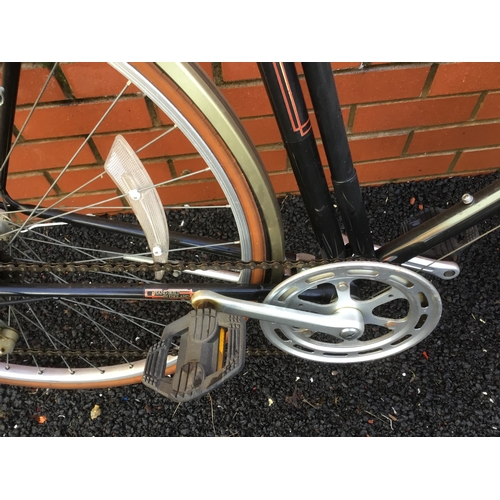 17 - Vintage Raleigh Richmond road bike five speed 23 1/2” frame