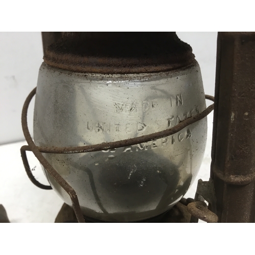 817 - Original Optimus blow lamp made in Sweden and a USA made paraffin lamp