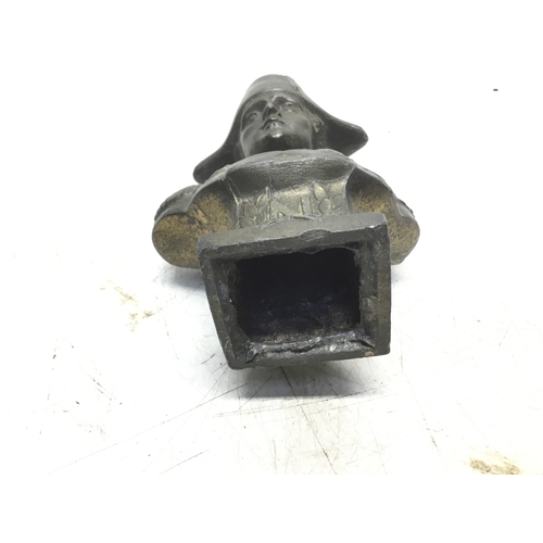 821 - Vintage cast metal Napoleon bust 12cm