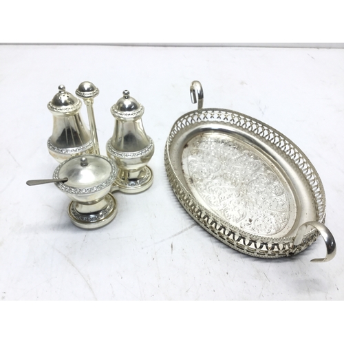 1010 - Lovely silver plated cruet set with salt, pepper and mustard pot