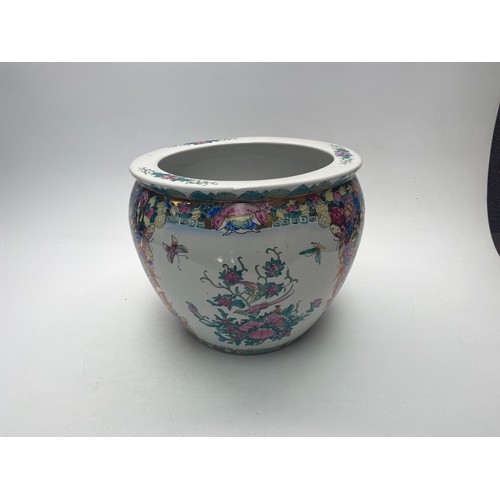 863 - Vintage Chinese Famille Rose hand painted jardiniere 27cm x 33cm
