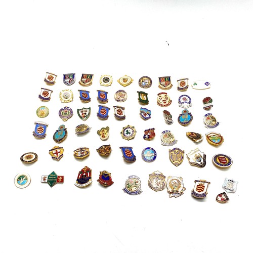909 - Approximately 53 enamel badges representing various sports, hobbies, and organisations.