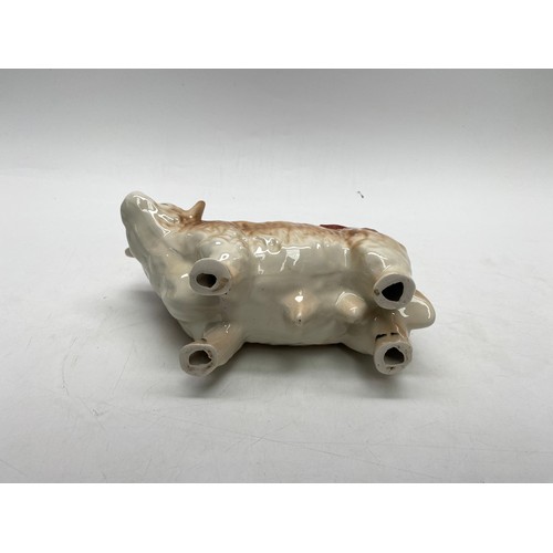935 - vintage ceramic Hereford bull 13cm.