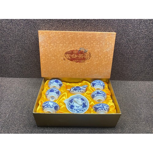 Lot 807       