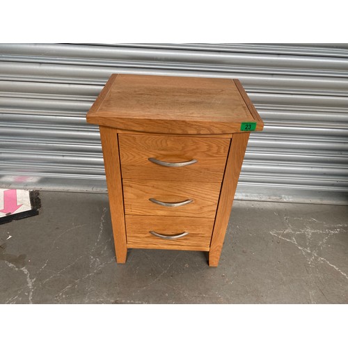 Lot 23        