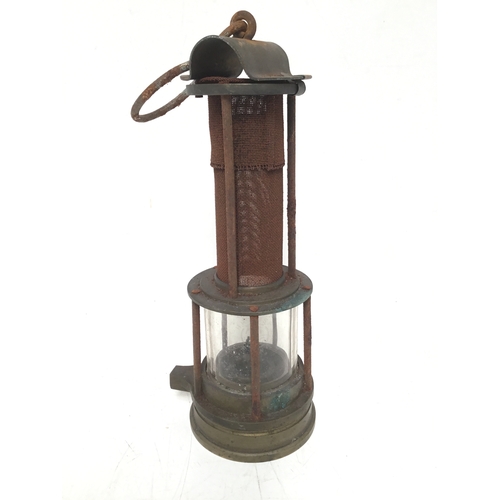 Lot 762       