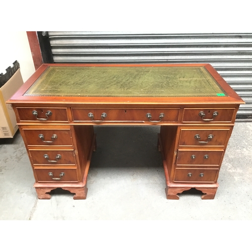 Lot 4         