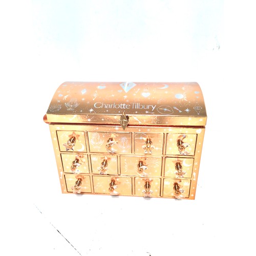 Lot 745       