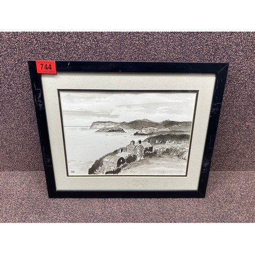 Lot 744       