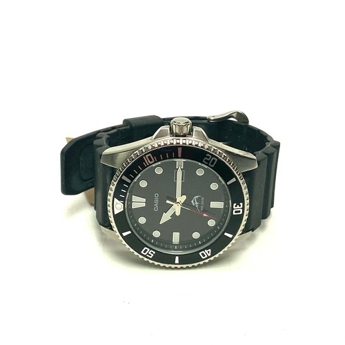 913 - Casio MDV106-1A, Men's Analogue Watch, Black Resin Band, Date, 200 Meter WR (running)