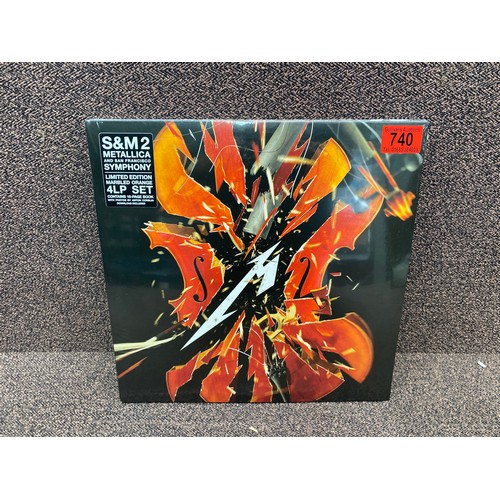Lot 740       