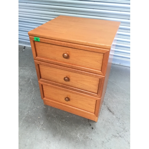 Lot 10        
