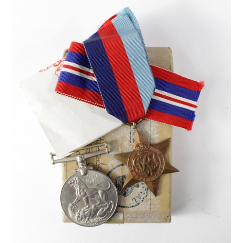 1038 - WW2 Group of 2 medals, 1939/45 Star & War medal to Mr. F. Housden, 3 Sutton Cross Roads, Sutton, San... 