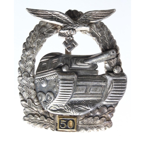 559 - German Nazi '50' Luftwaffe Battle Tank Badge