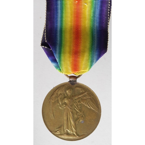 965 - Victory Medal to 15337 Pte S Poulter R.Berks. Regt. KIA 19/7/1916 with the 6th Bn. Born Swallowfield... 