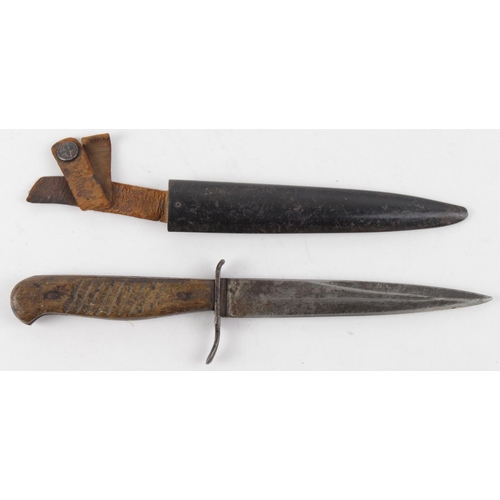 1575 - WW1 German trench knife complete with scabbard.