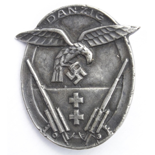 1704 - German Danzig Anti Aircraft breast badge