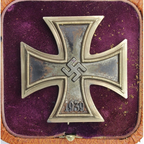 1726 - German Iron Cross 1st class, L15 maker marked, cased, Schickle