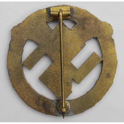 1777 - German NSKK motoring badge in gilt