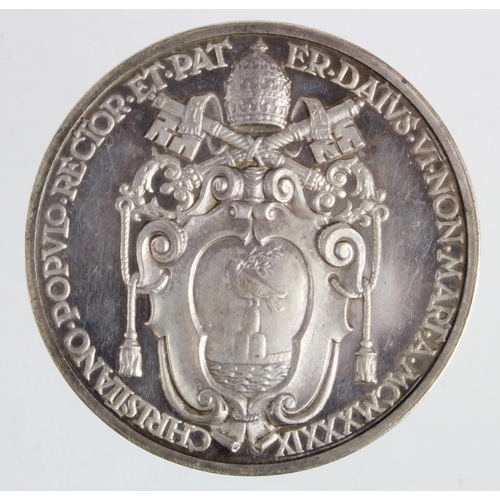 1828 - Vatican, Papal Medal, silver d.44mm: The Election of Pope Pius XII 1939, (medal) by Mistruzzi, light... 