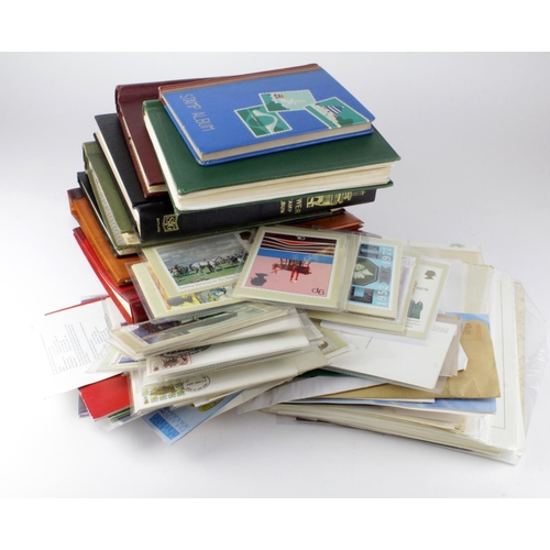 2811 - GB - box full of various material in need of sorting, albums / stockbooks, used modern, selection of... 