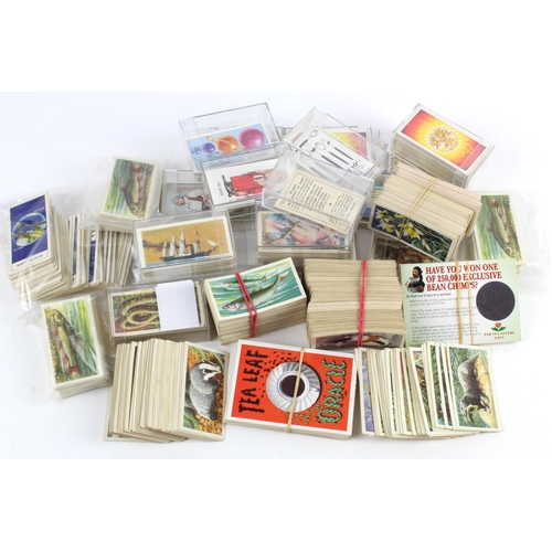 3404 - Jacobs tub of very good Brooke Bond varieties, Rare odds, Key cards, stickers, etc. Noted Out Into S... 