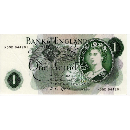 78 - Fforde 1 Pound issued 1967, very rare FIRST RUN REPLACEMENT note, serial M09R 944201, a consecutivel... 