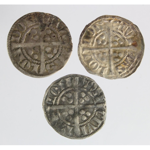 136 - Edward I London silver pennies (3): Class 3g VF, Class 4a nVF, and Class 4c F; with tickets/provenan... 