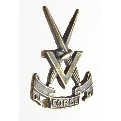 1495 - Badge a Far East V Force cap badge, local sand cast made