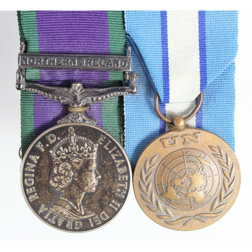 1722 - CSM QE2 with Northern Ireland clasp (24294637 LCpl D A Howlet 5 Innis DG), and UN Medal for Cyprus. ... 