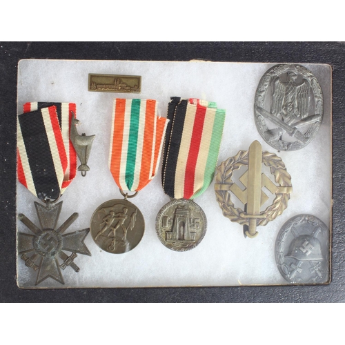 1856 - German group as awarded to a soldier including the Memelland Medal  (8 items in case)