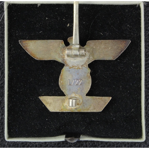 1867 - German Iron Cross 1st class spange L/22 maker marked in later case