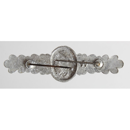 1896 - German Luftwaffe Paratroopers lightweight alloy close combat clasp, for combat wear