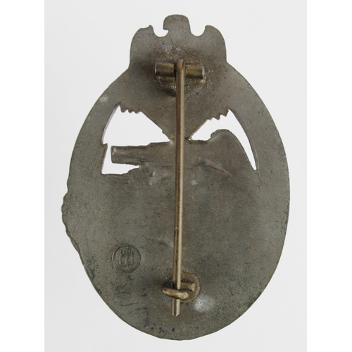 1955 - German Nazi Tank Assault Badge maker marked 'W'.