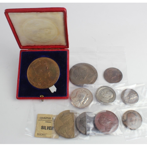 206 - British Commemorative Medals (11) Edward VII Coronation 1902: Royal Mint large bronze EF cased, and ... 