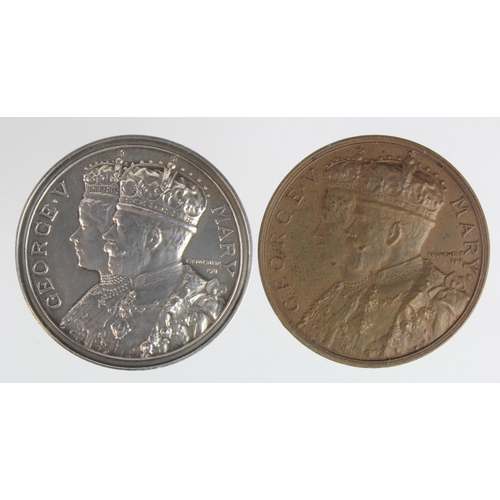 207 - British Commemorative Medals (2) silver and bronze d.36mm: Coronation of George V 1911, Spink & Son ... 